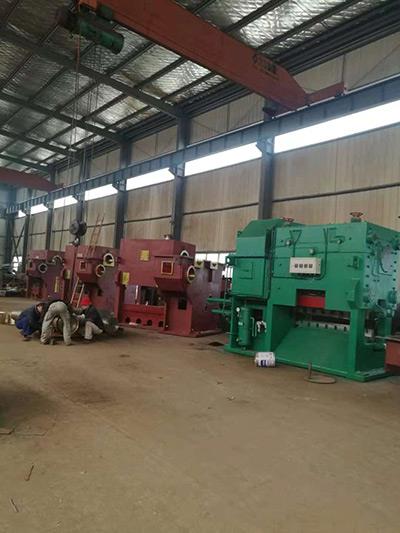 5台850吨冷剪机工厂同时装配中